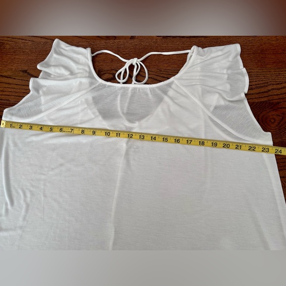 Loft Women’s Top - Picture 7 of 7